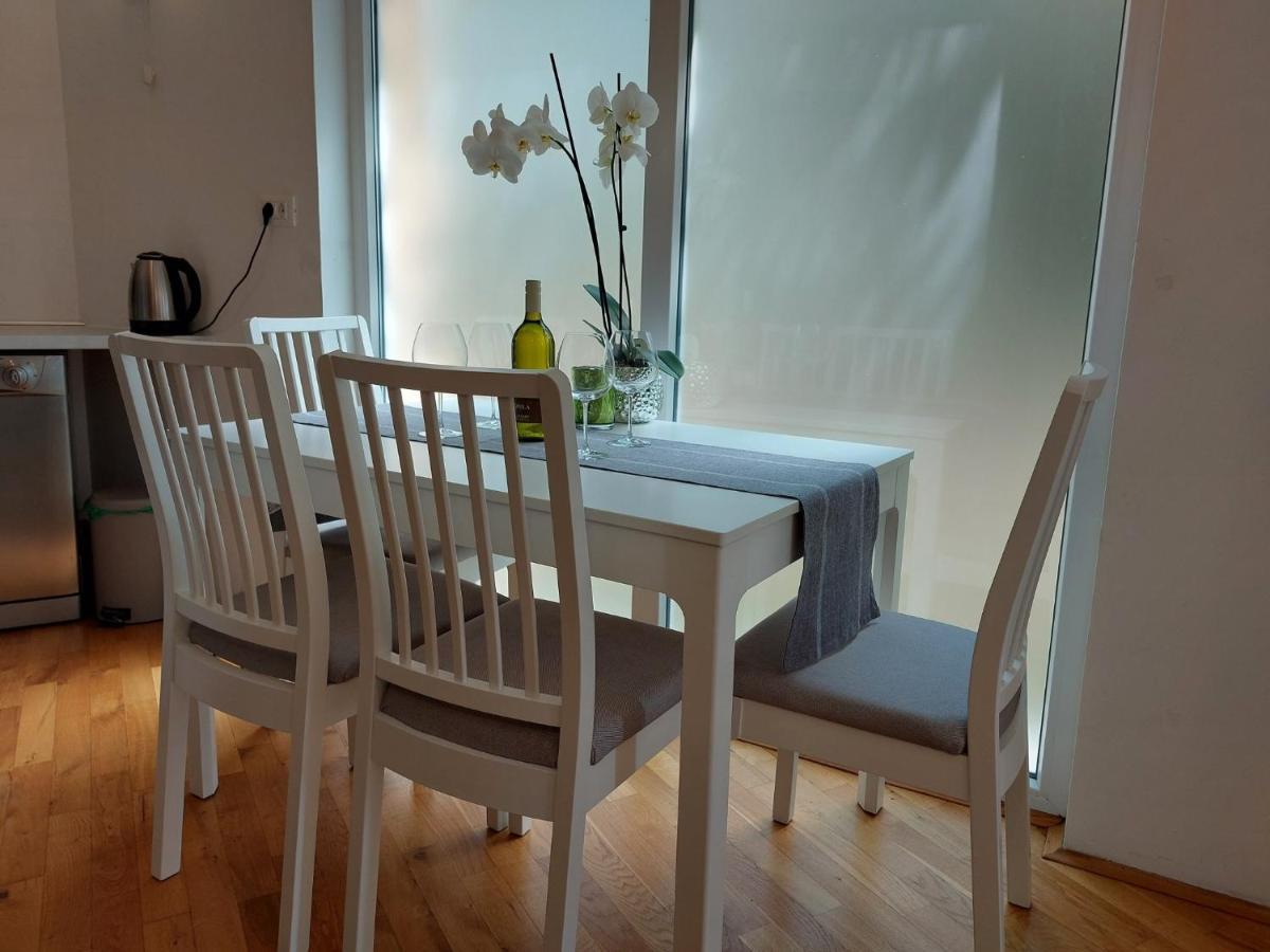 Apartment Davor Malinska Eksteriør billede
